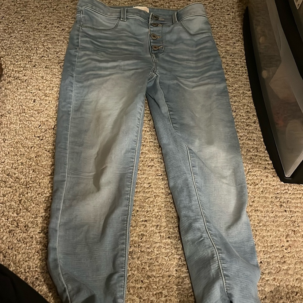 Jeans